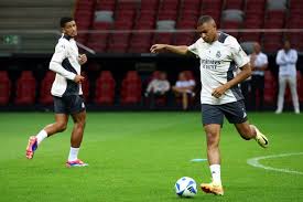 在決賽中擊 在決賽中擊