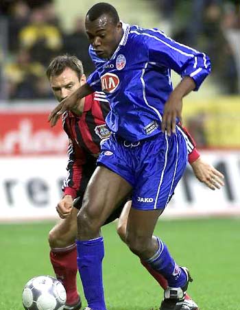 在强大对手 在强大对手